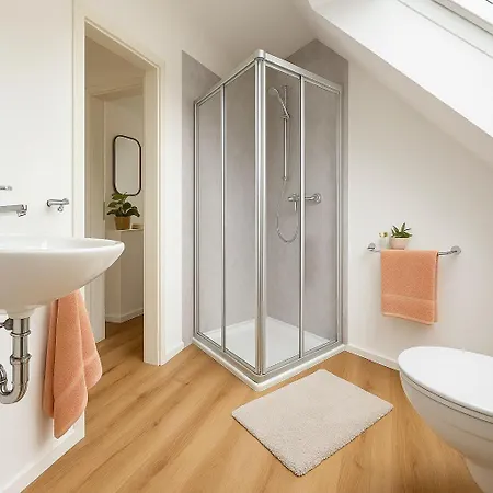 Dat-fischerhuus-die-seemannskoje-zwischen-bodden-und-ostsee-direkt-am-hafen