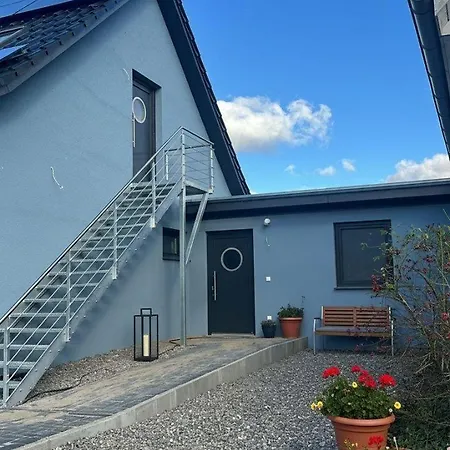 Apartment Fischerhuus Seemannskoje Zwischen Bodden Und Ostsee Direkt Am Hafen *